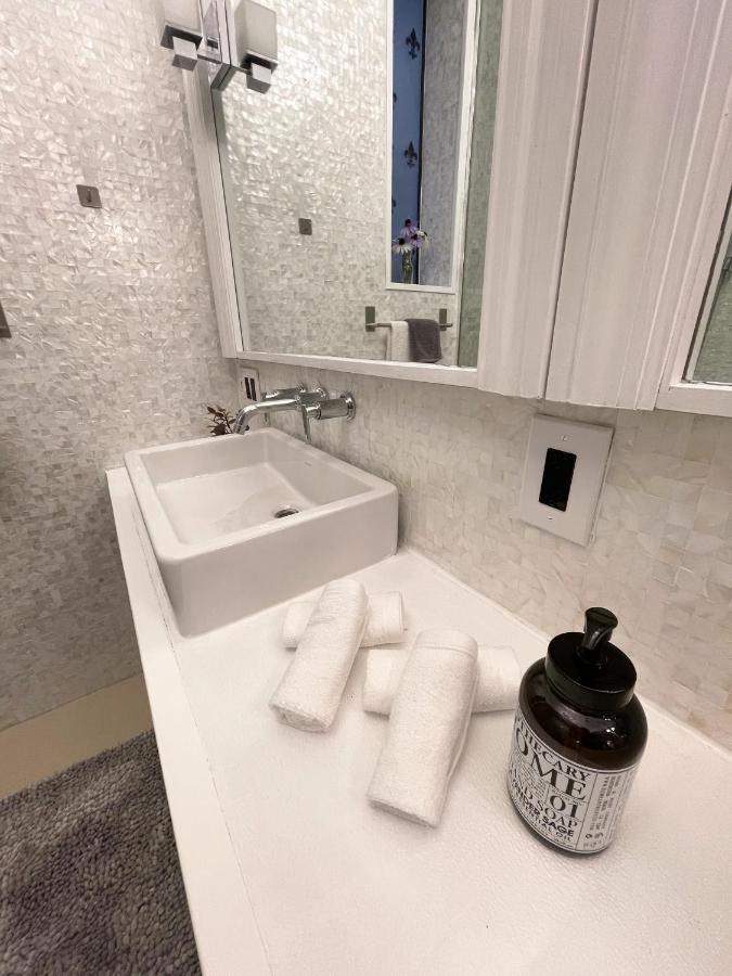 Perfect Wrigleyville Stay Чикаго Экстерьер фото